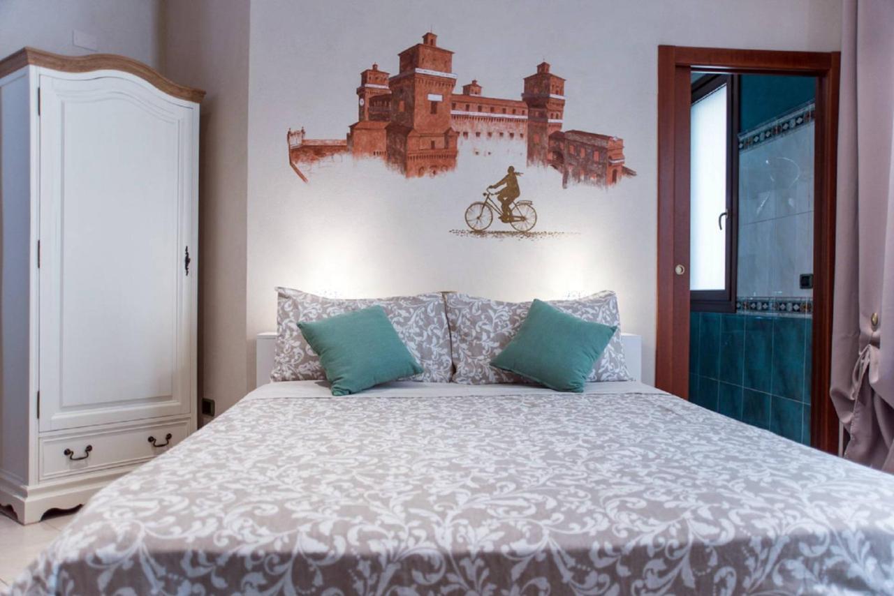 A Due Passi Dal Castello Leilighet Ferrara Eksteriør bilde